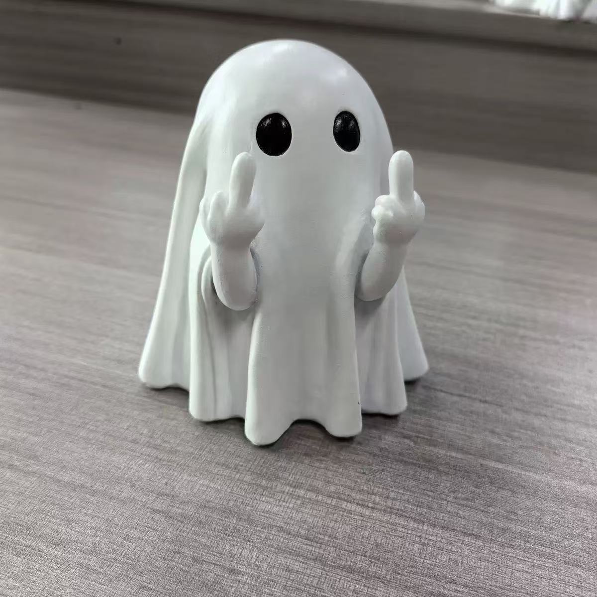 Halloween Ghost Resin Ornaments - product details
