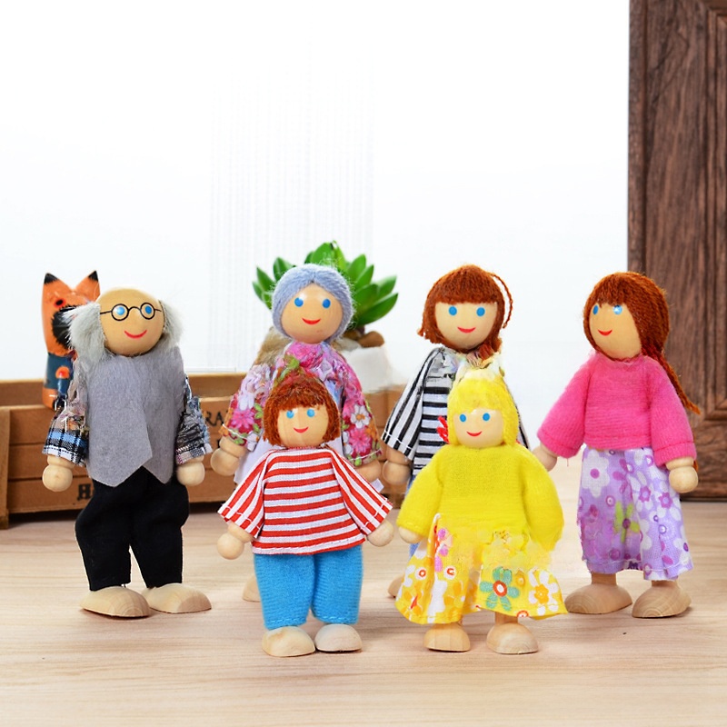 Wooden Articulated Family Dolls product image 4