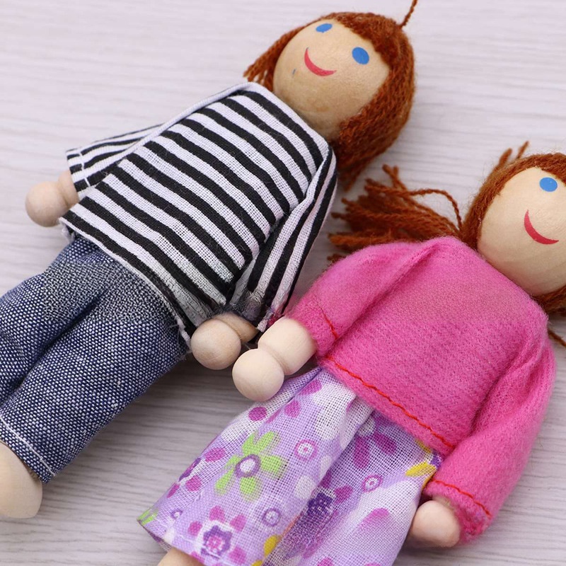 Wooden Articulated Family Dolls product image 11