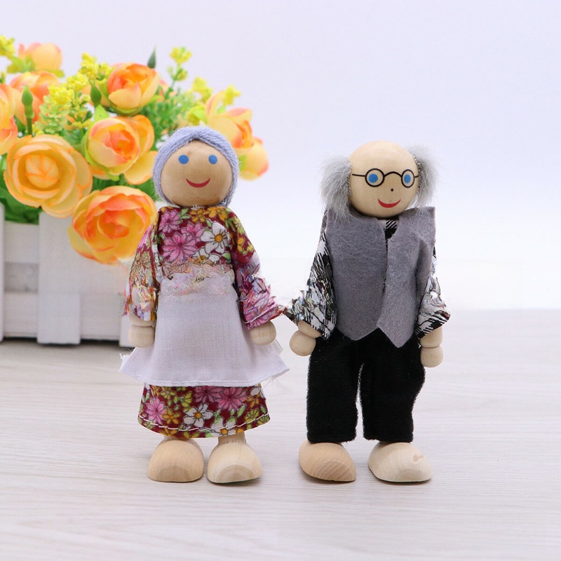 Wooden Articulated Family Dolls product image 10