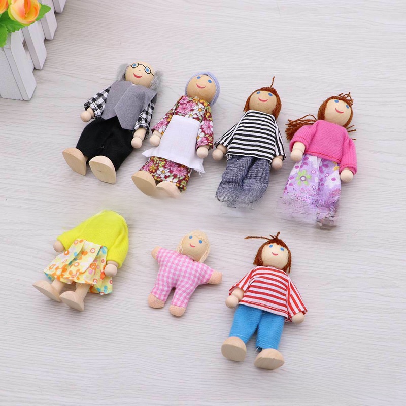 Wooden Articulated Family Dolls product image 9