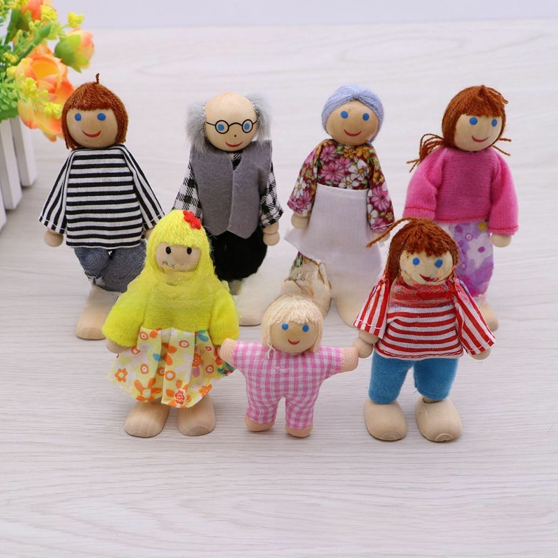 Wooden Articulated Family Dolls product image 5