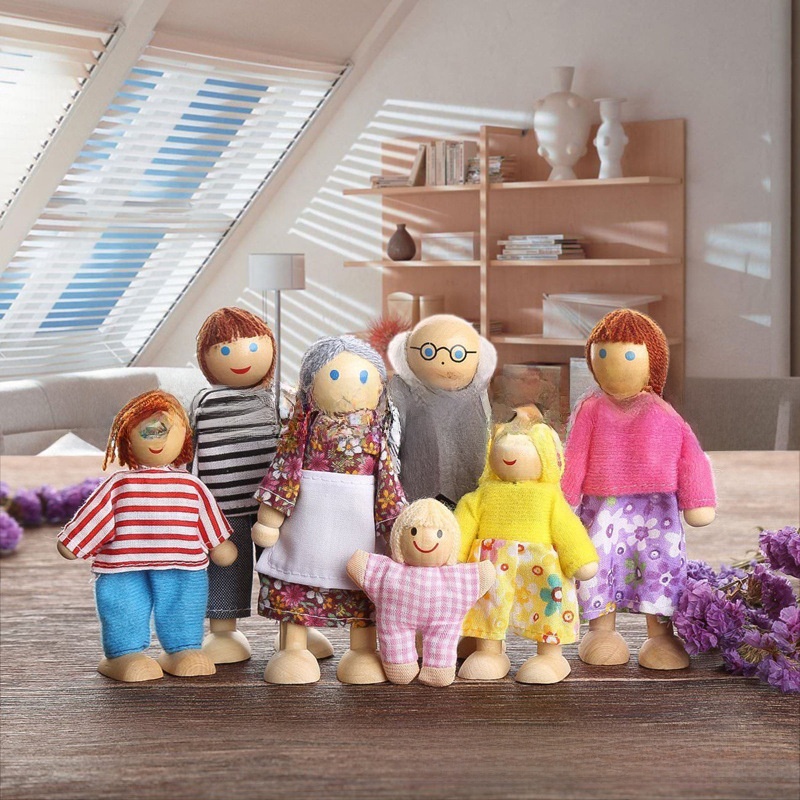 Wooden Articulated Family Dolls product image 1