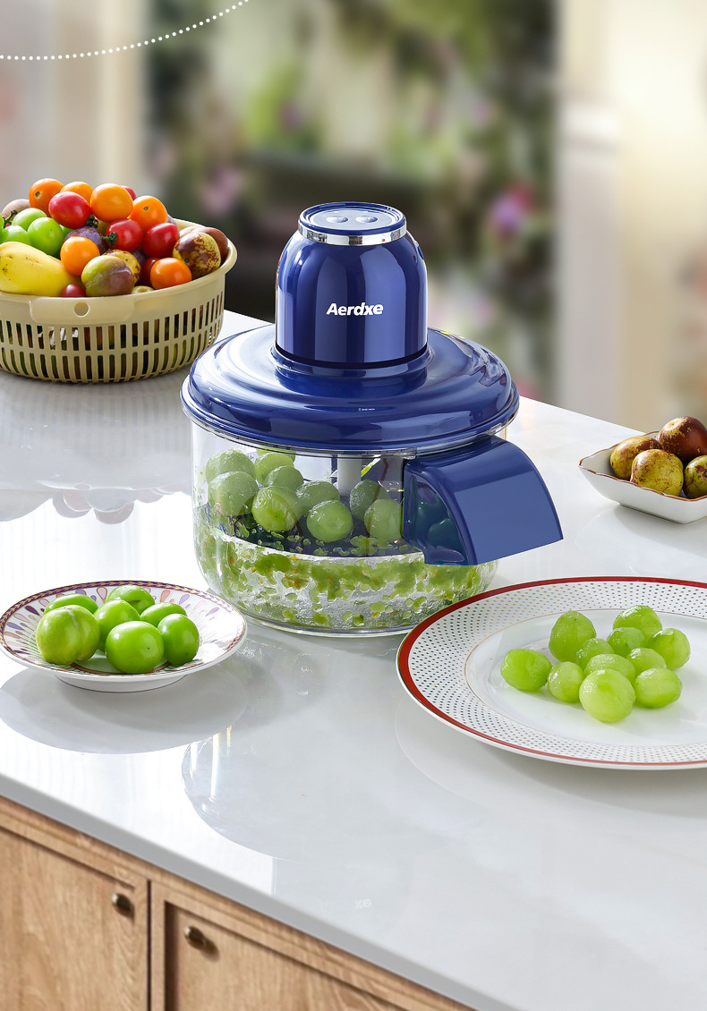 Cordless automatic fruit peeler