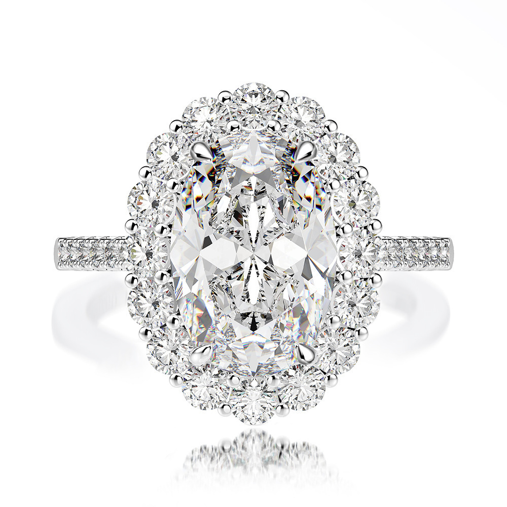 Luxury Ring detail