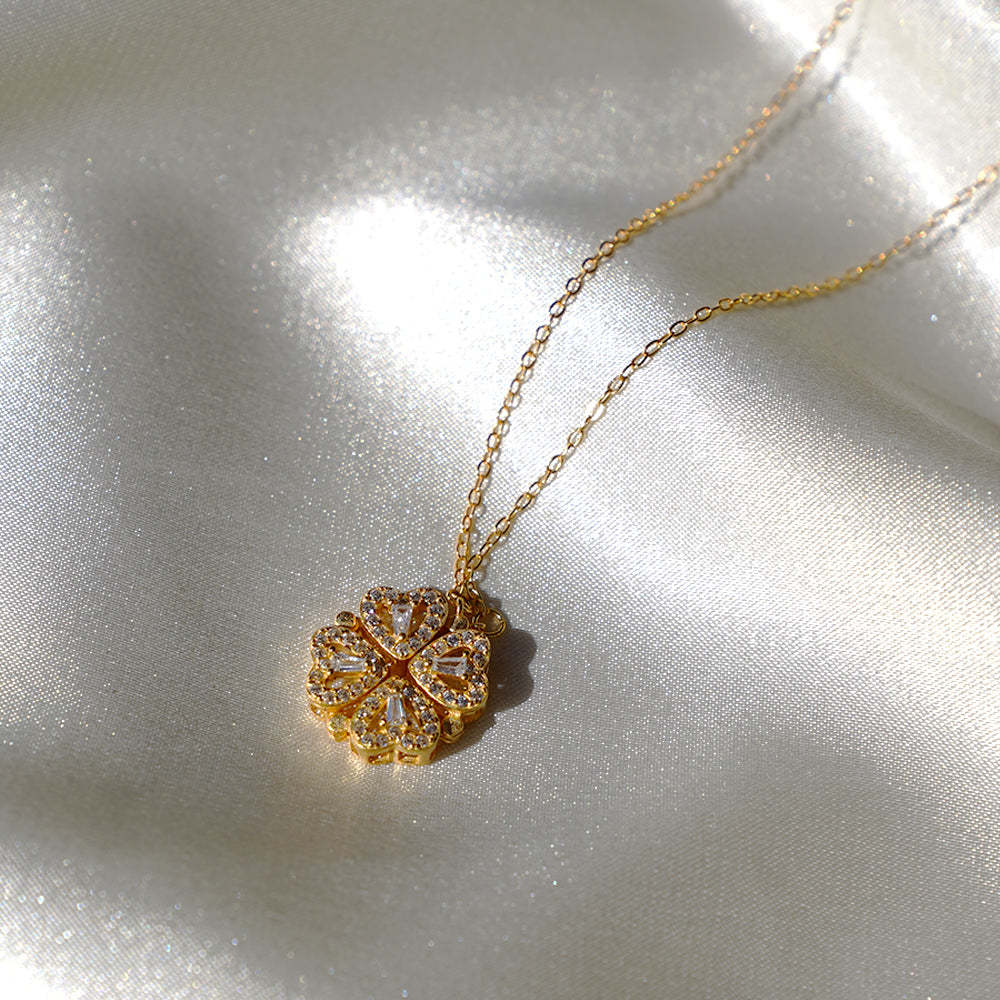 Heart-Shaped Magnetic Necklace - Magnetic Clasp Detail