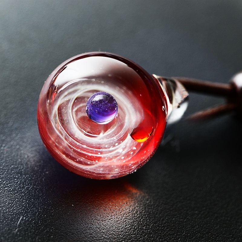 Colgante cósmico de cristal (sin cadena)
