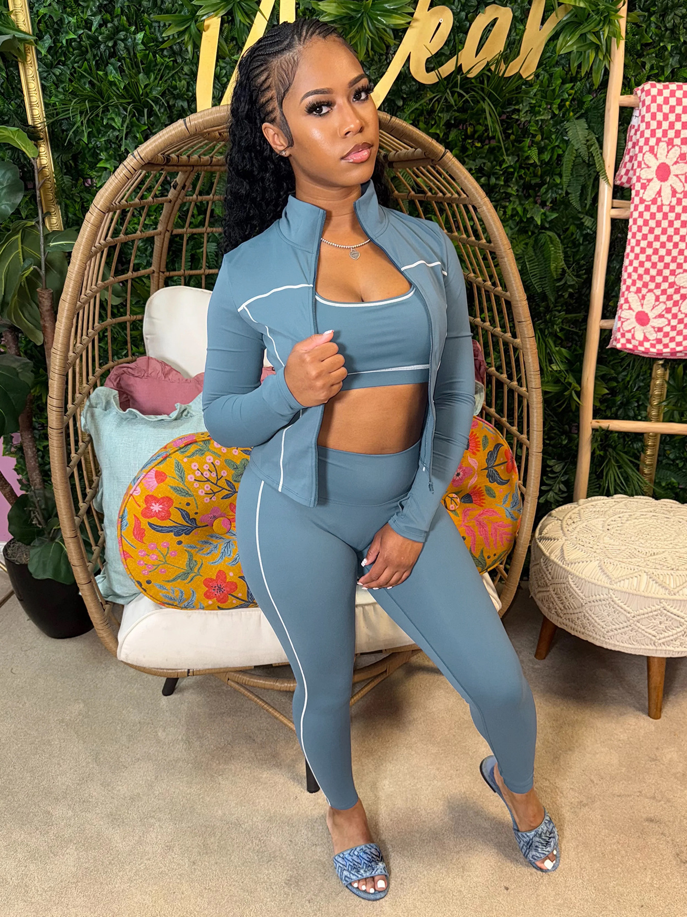 Three-Piece Set