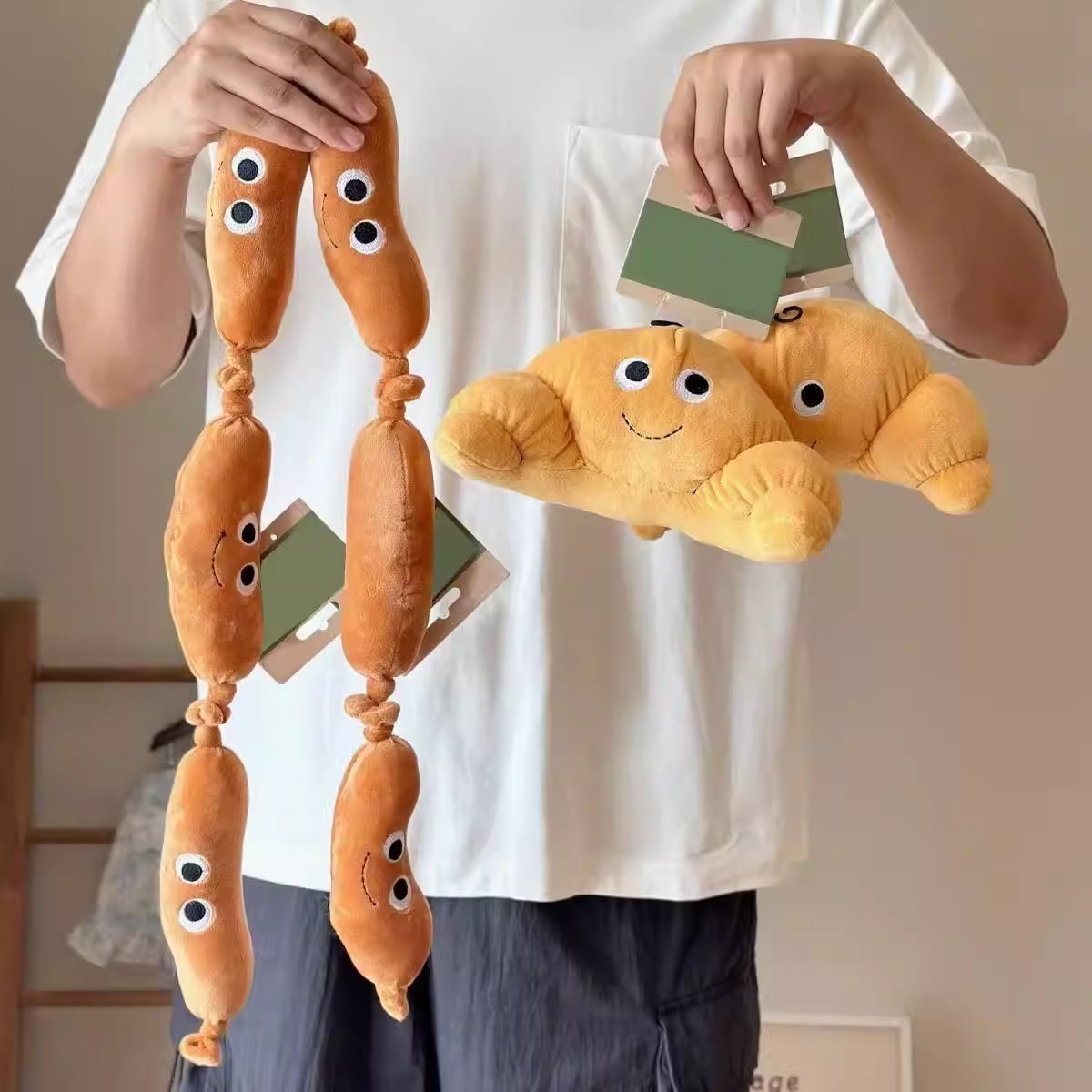 Sausage squeaker dog toy dental care teeth cleaning