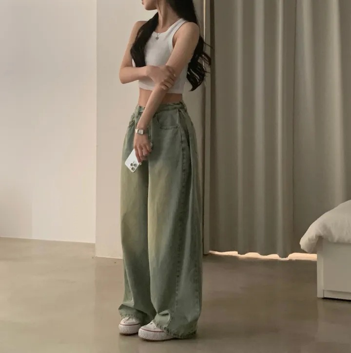 1728400338604_698632.webp