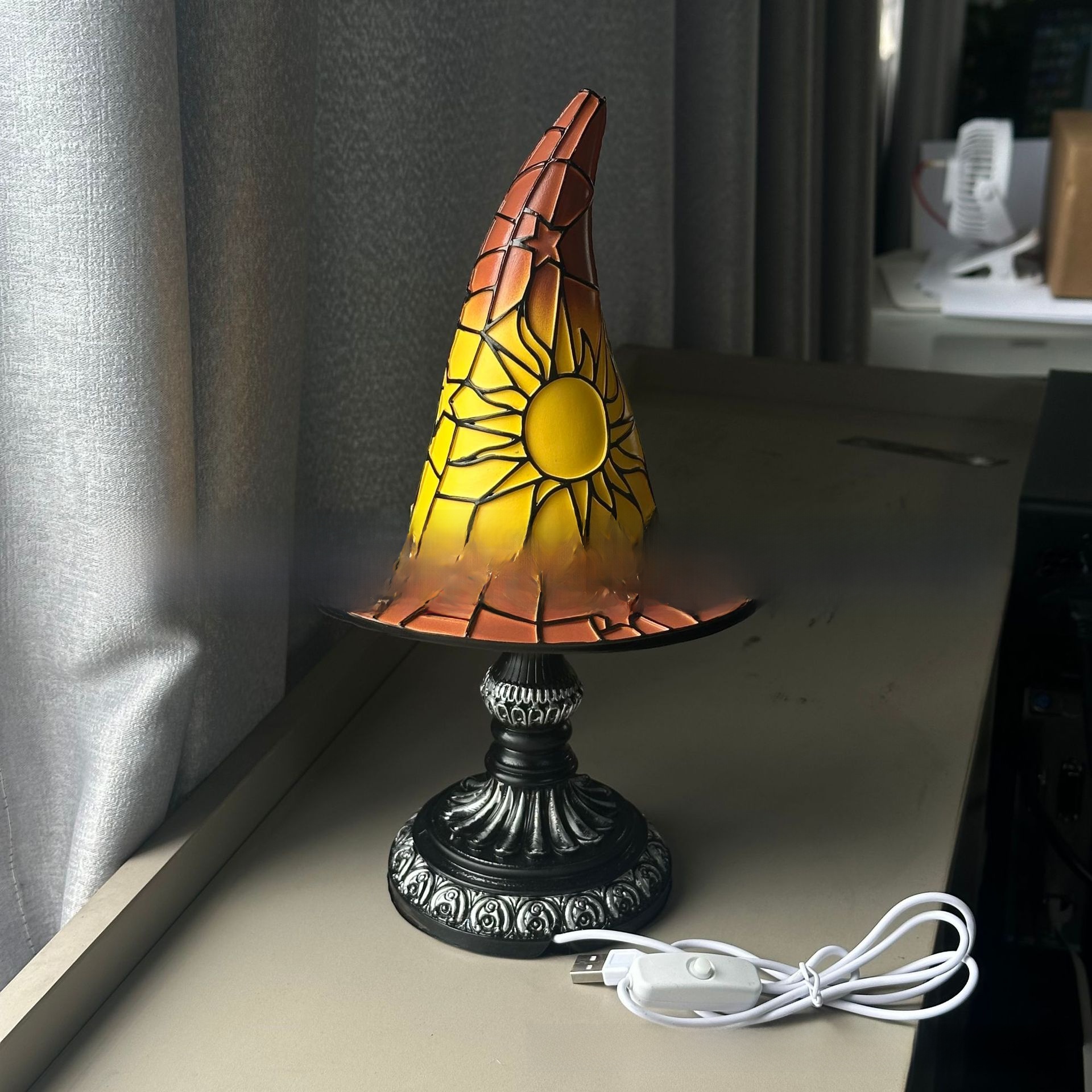 Resin Gothic Halloween Witch Hat Night Light - product details