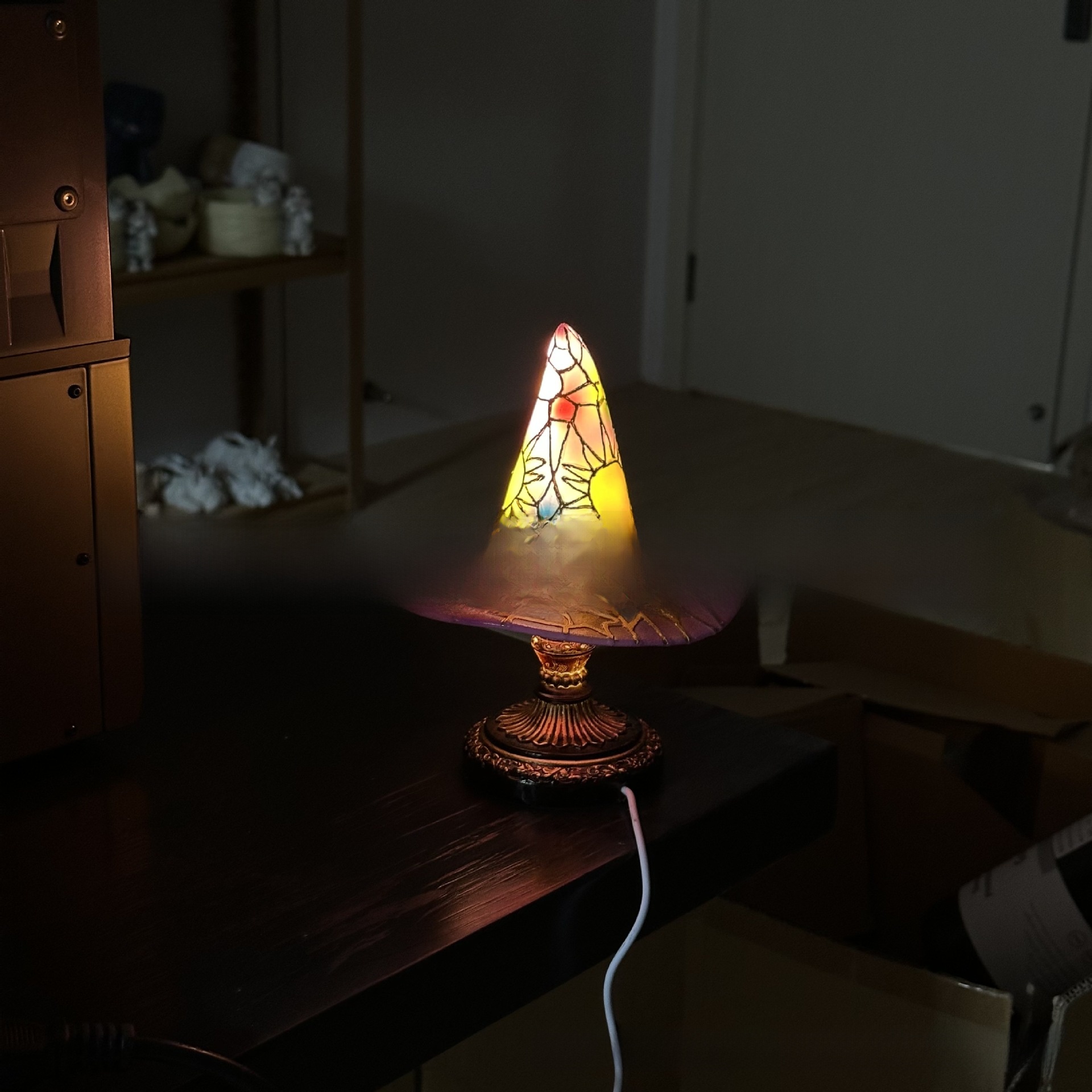 Resin Gothic Halloween Witch Hat Night Light - product details