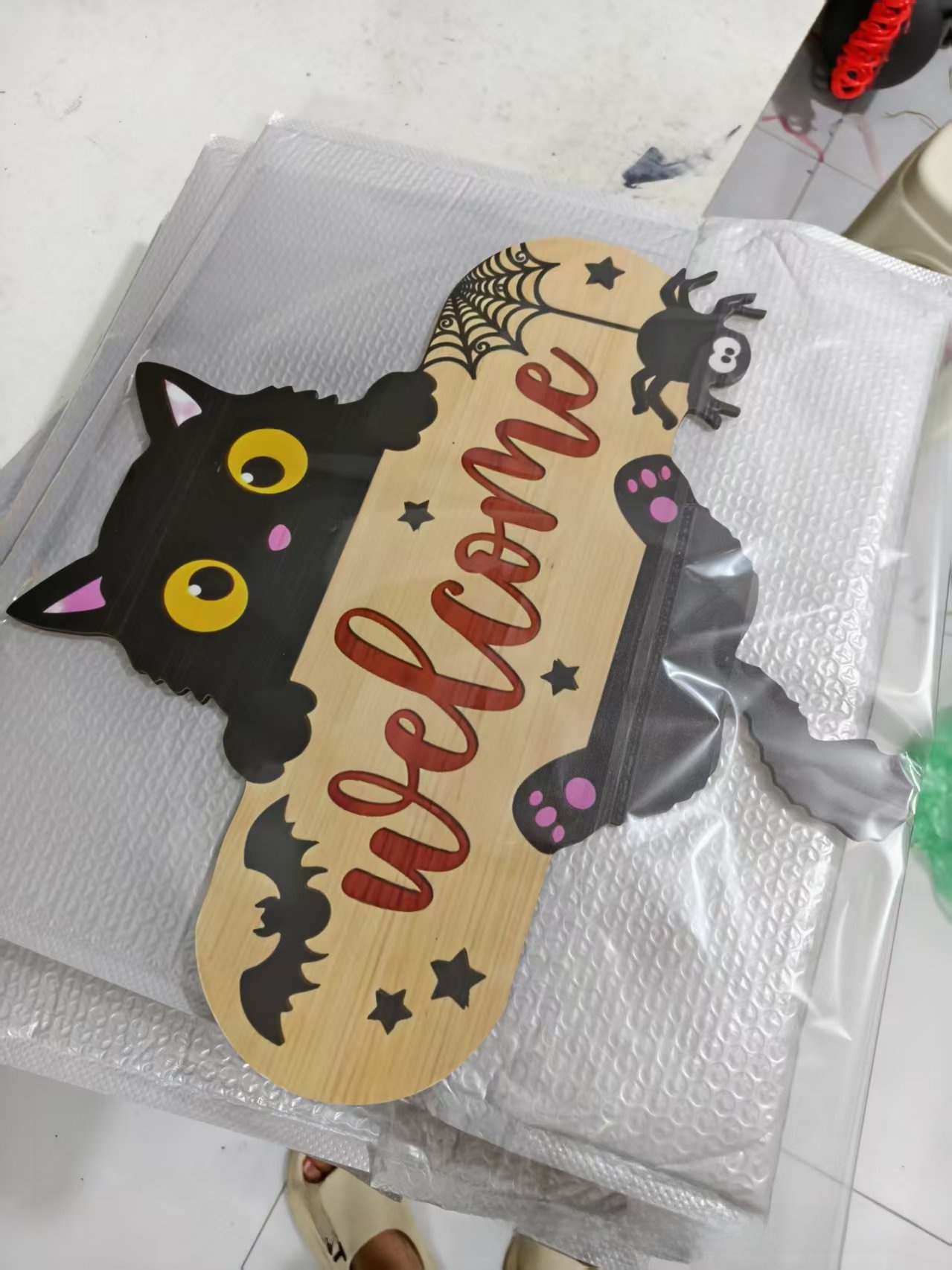 Halloween Printed Boxwood Door Sign - product details
