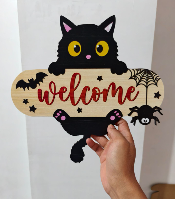 Halloween Wooden Hanging Door Sign - product details