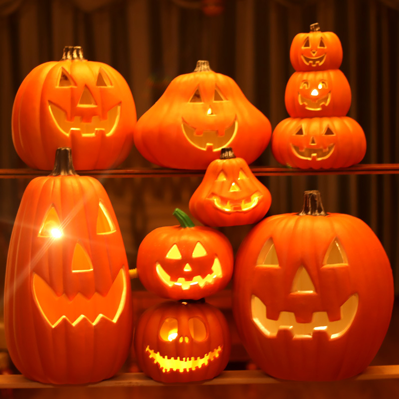 Halloween Light-Up Pumpkin Lantern - Plastic - product details