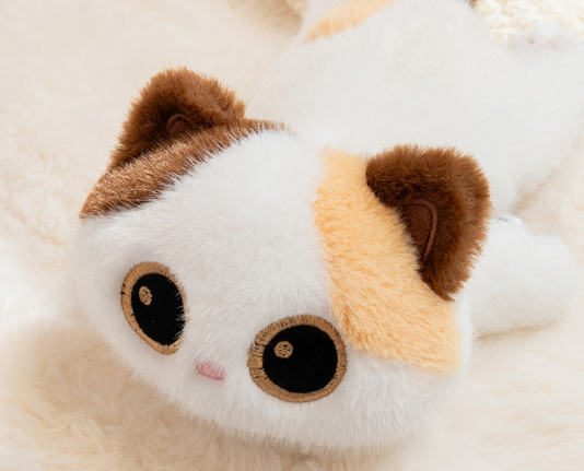 Gato de peluche tumbado de 22 cm | GATOKOOL
