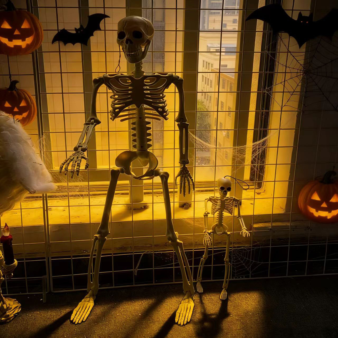 Halloween Plastic Skeleton Props and Bones - product details