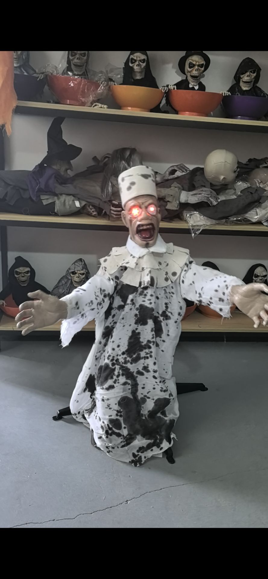 Halloween Haunted House Props - Ghost and Zombie Decorations - product details