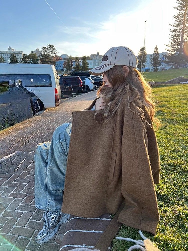 Stand-up collar women's coat view