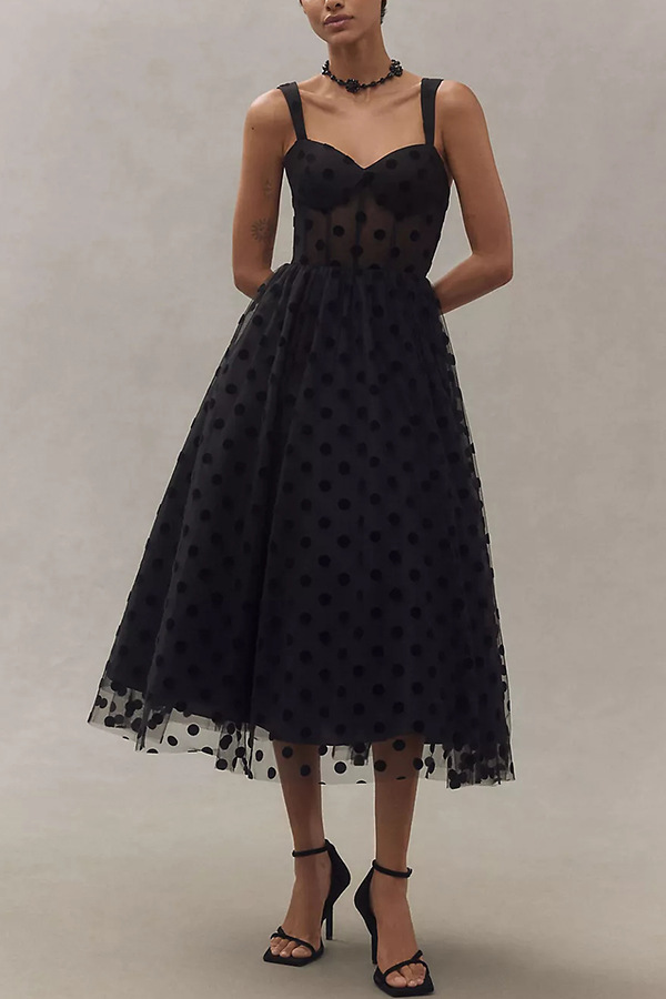 Women's long dotted mesh skirt detail