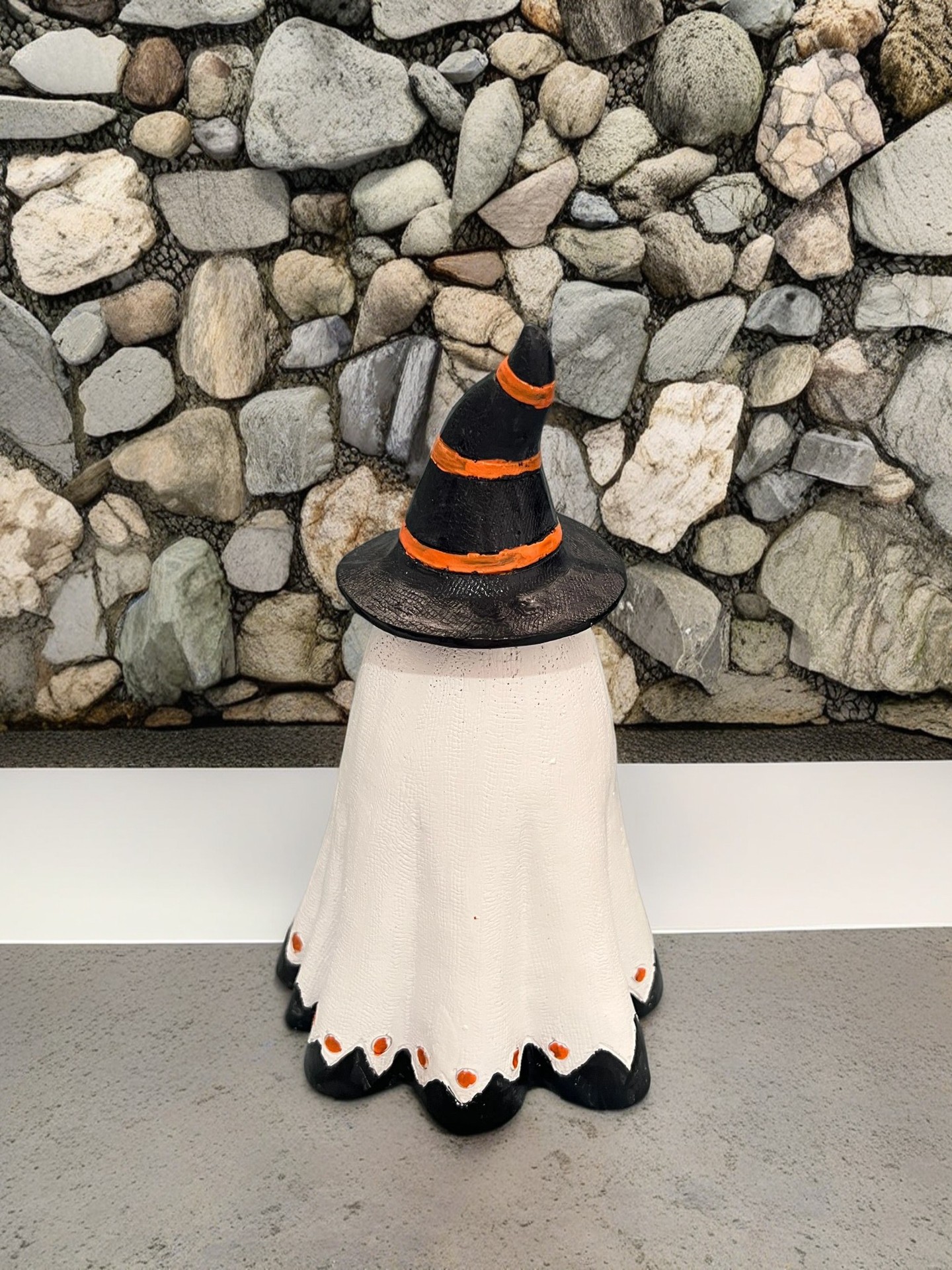 Halloween Ghost Pumpkin Resin Ornament - product details