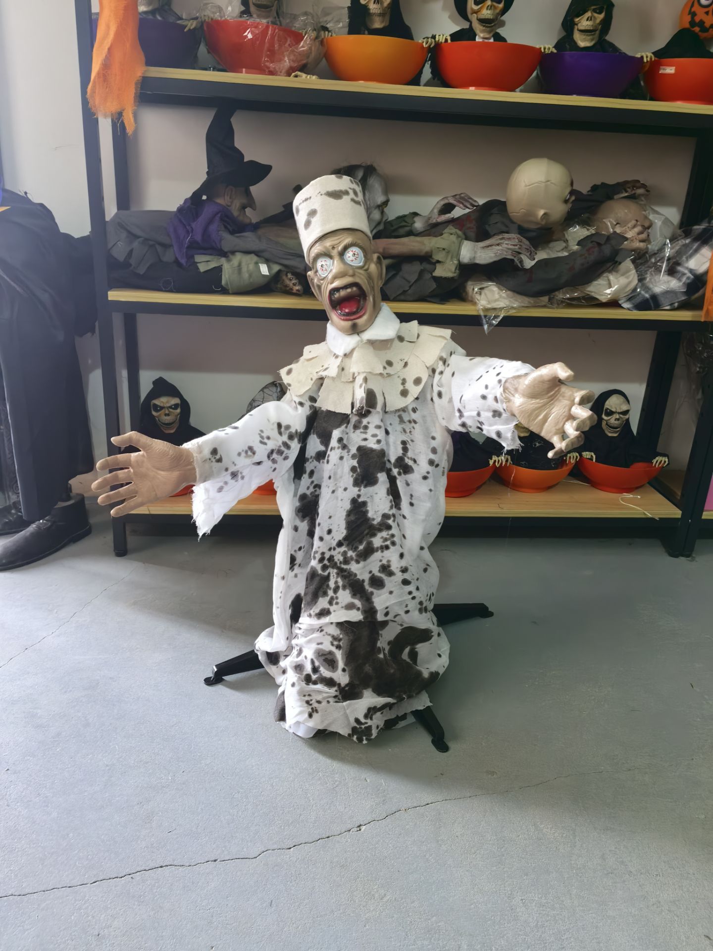 Halloween Haunted House Props - Ghost and Zombie Decorations - product details
