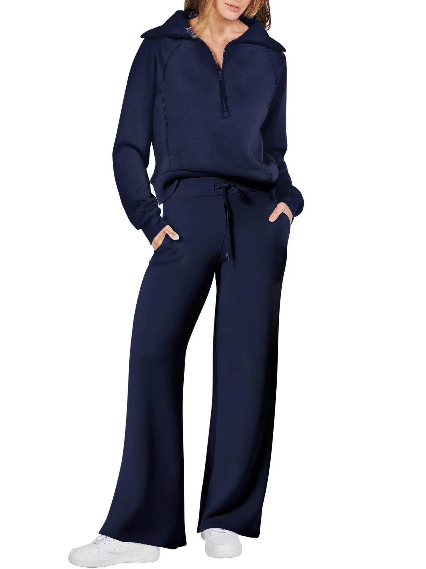 Lantern-sleeve sweatshirt detail