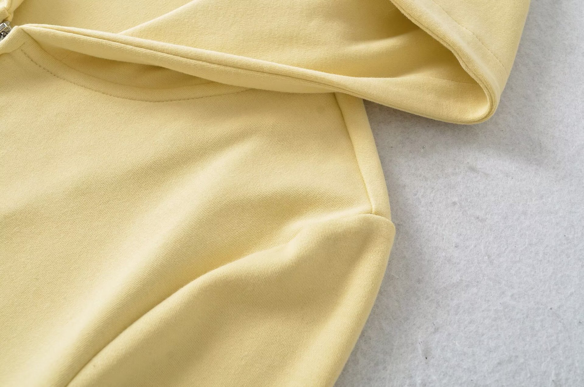 Women’s hoodie color selection