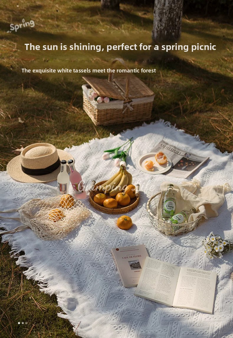 Thickened Polyester Picnic Mat detail image 1