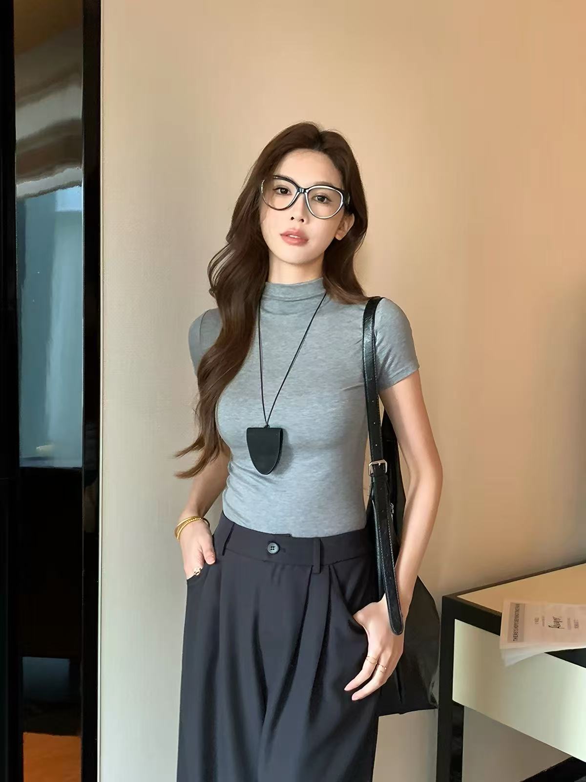 Button-down fitted pure cotton women's T-shirt