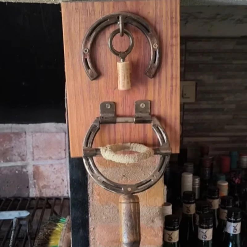 Wall-Mounted Horseshoe-Shaped Wine Opener