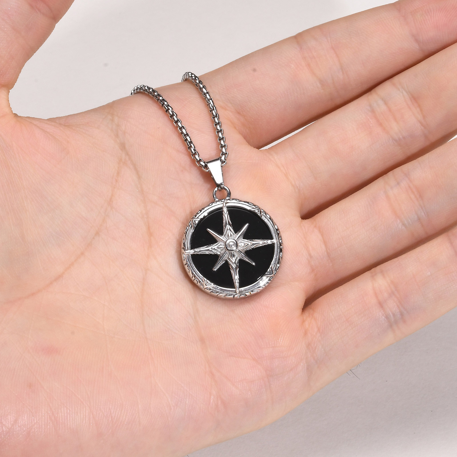 Stainless steel eight-pointed star necklace
