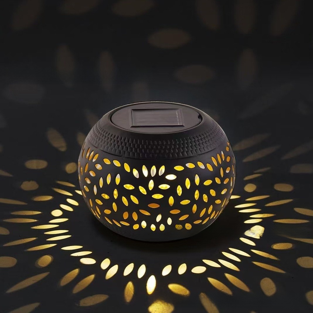 Hollow Metal Solar Garden Lights with Auto On/Off