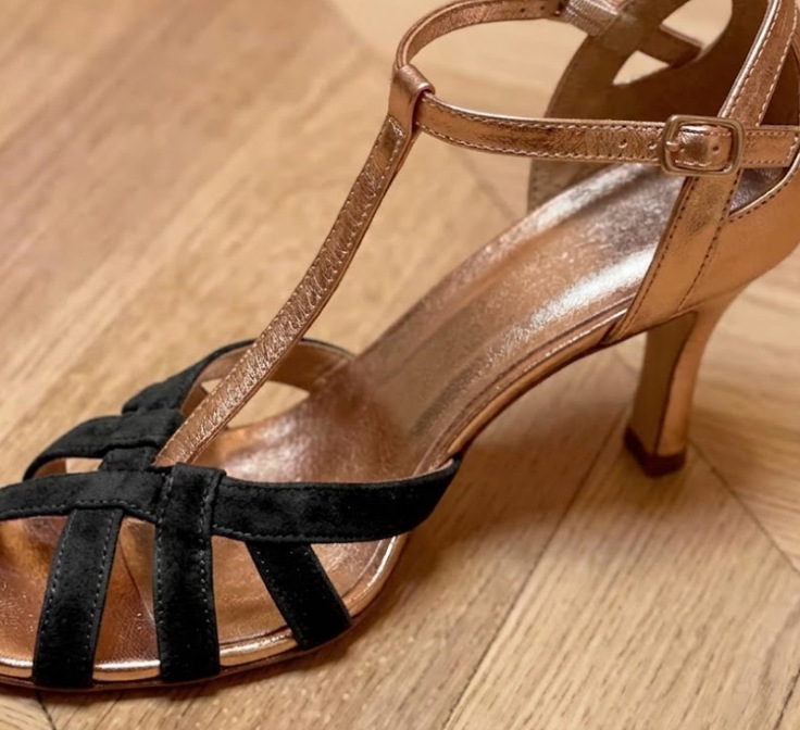 Womens Stiletto T-Strap Peep-Toe Sandals