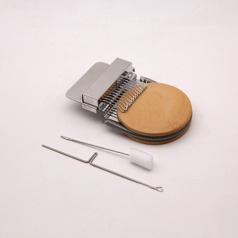 Double-sided knitting and repairing machine