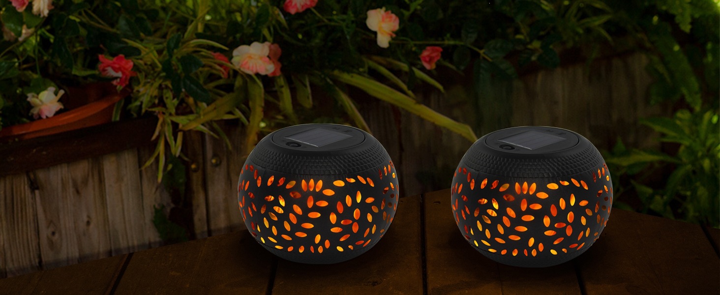 Solar desk lamp