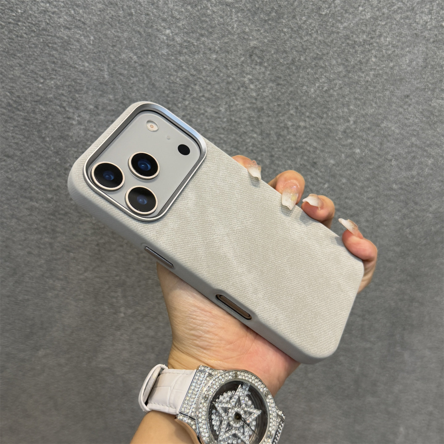 Flannel magnetic phone case