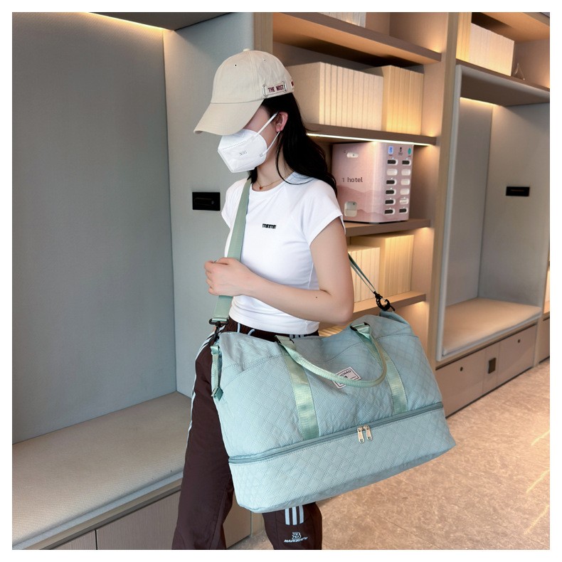 Lightweight Large Capacity Travel Bag
