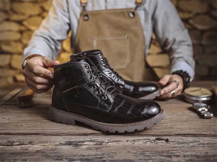 Mens Vintage Side Zip Leather Boots