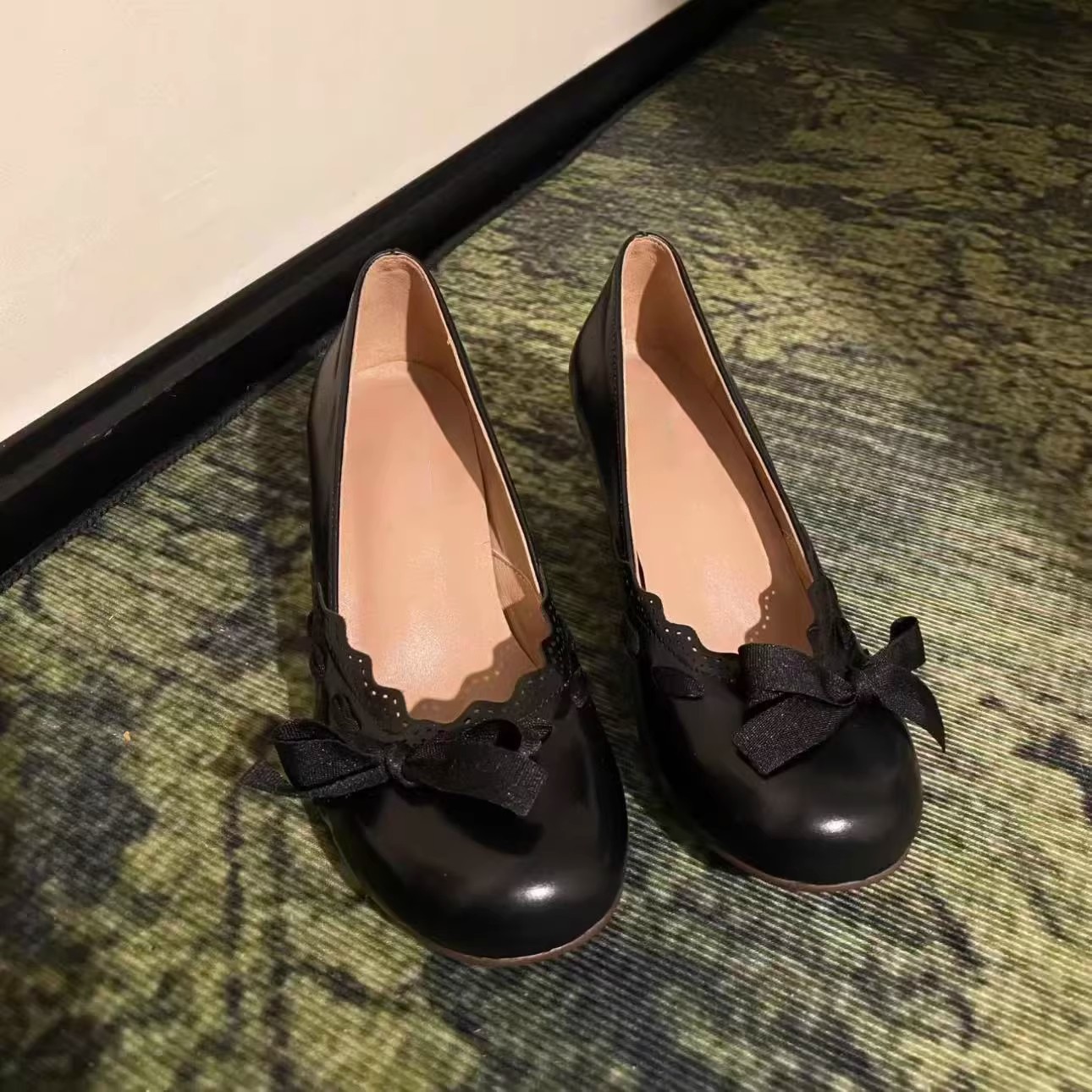 French Lace Bow Chunky Heel Pumps