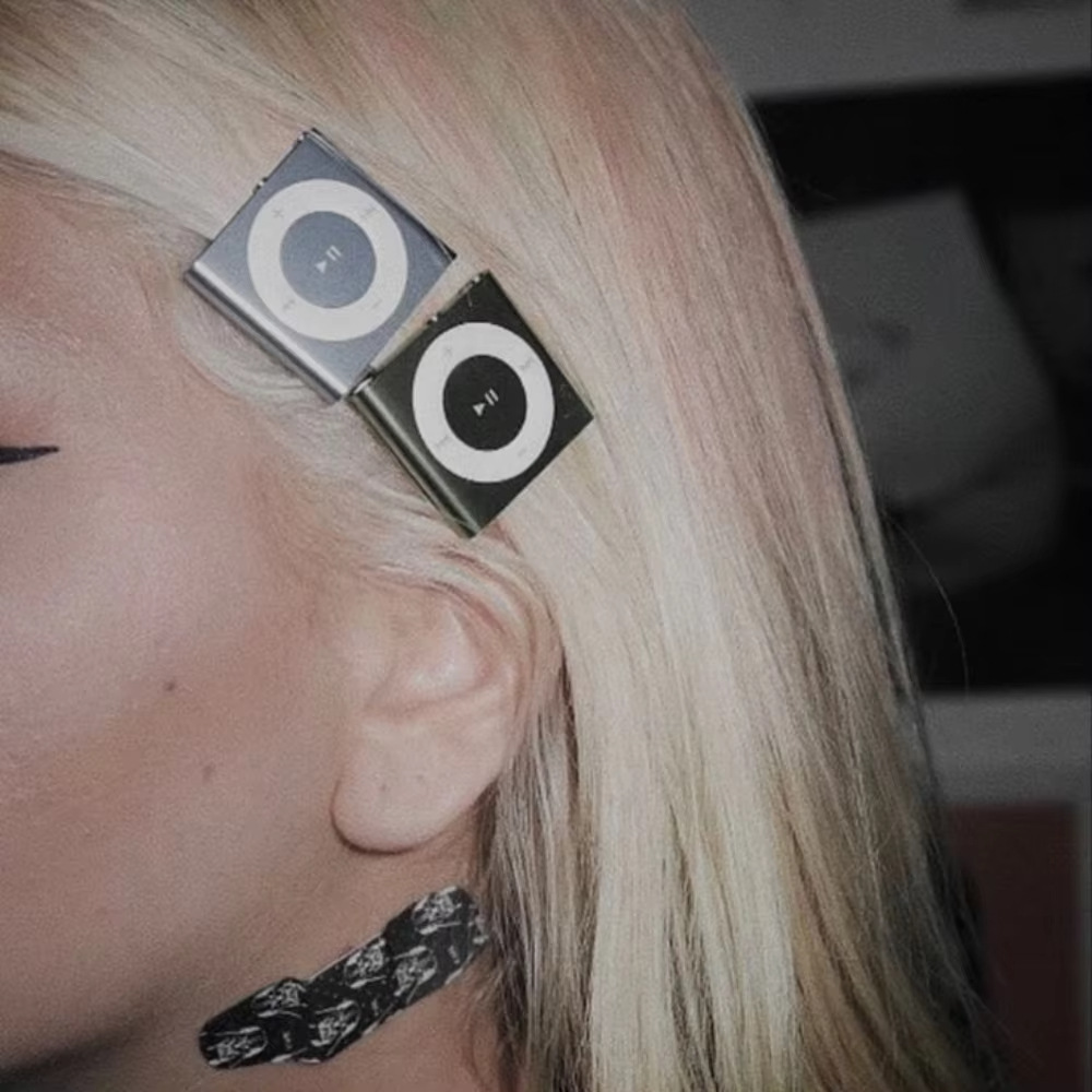 Original MP3 Music Note Hair Clips