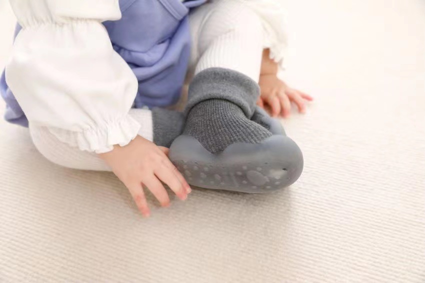 Baby Toddler Shoes Autumn Winter Velvet Soft Sole Non-slip Cotton Socks