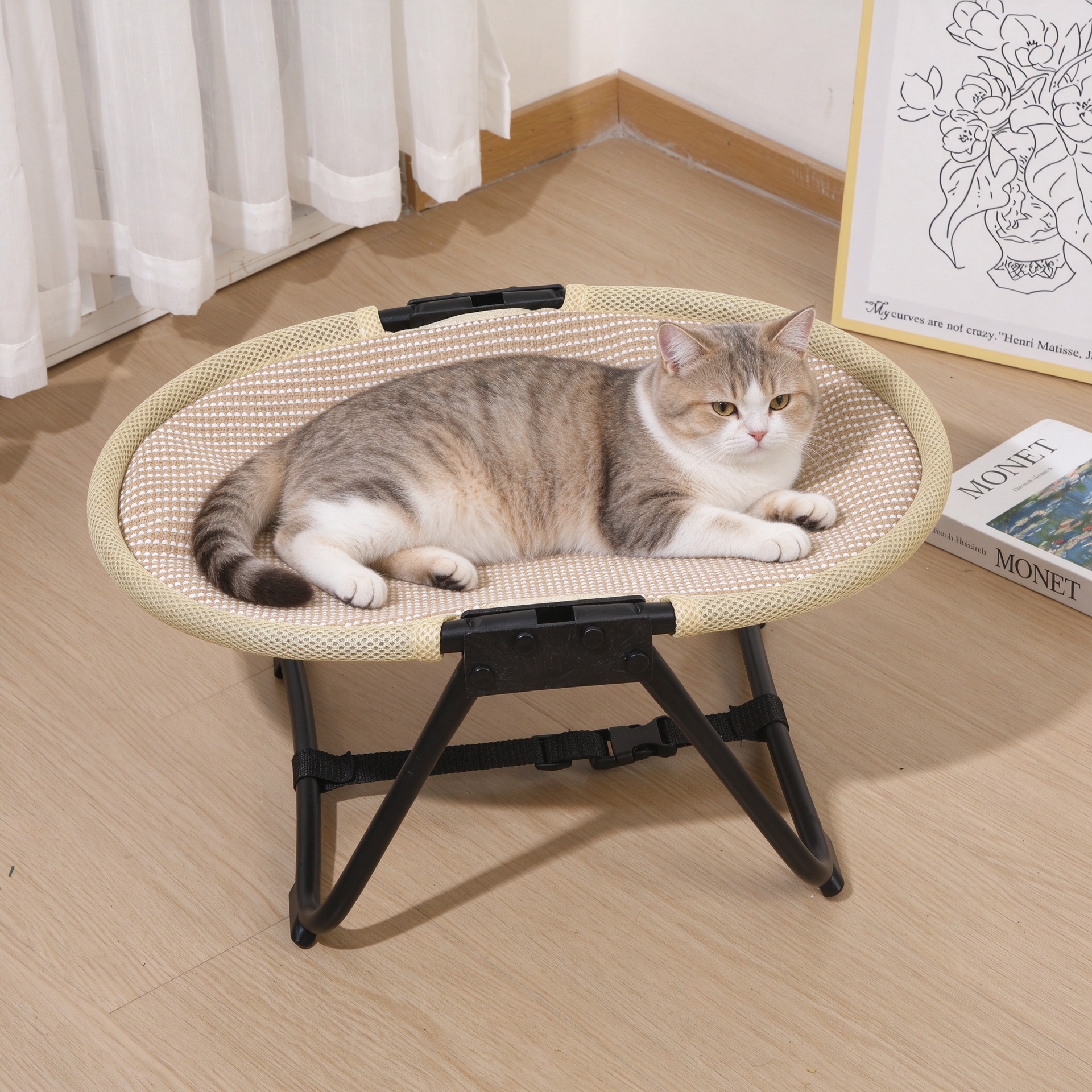 Folding cat and dog beds