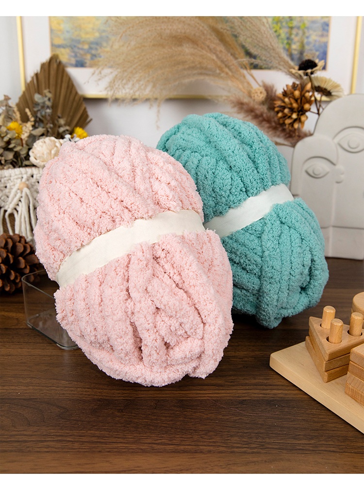 Thick Woolen Ribbon Yarn for Hand Knitting