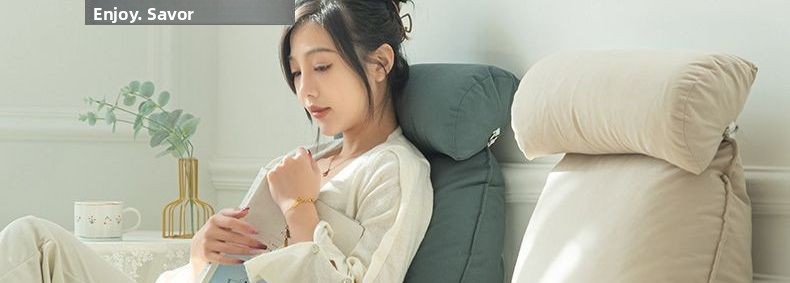 Fleece Reading Pillow with Armrests, 75 × 57 cm — QIUOLA | qiuola.com
