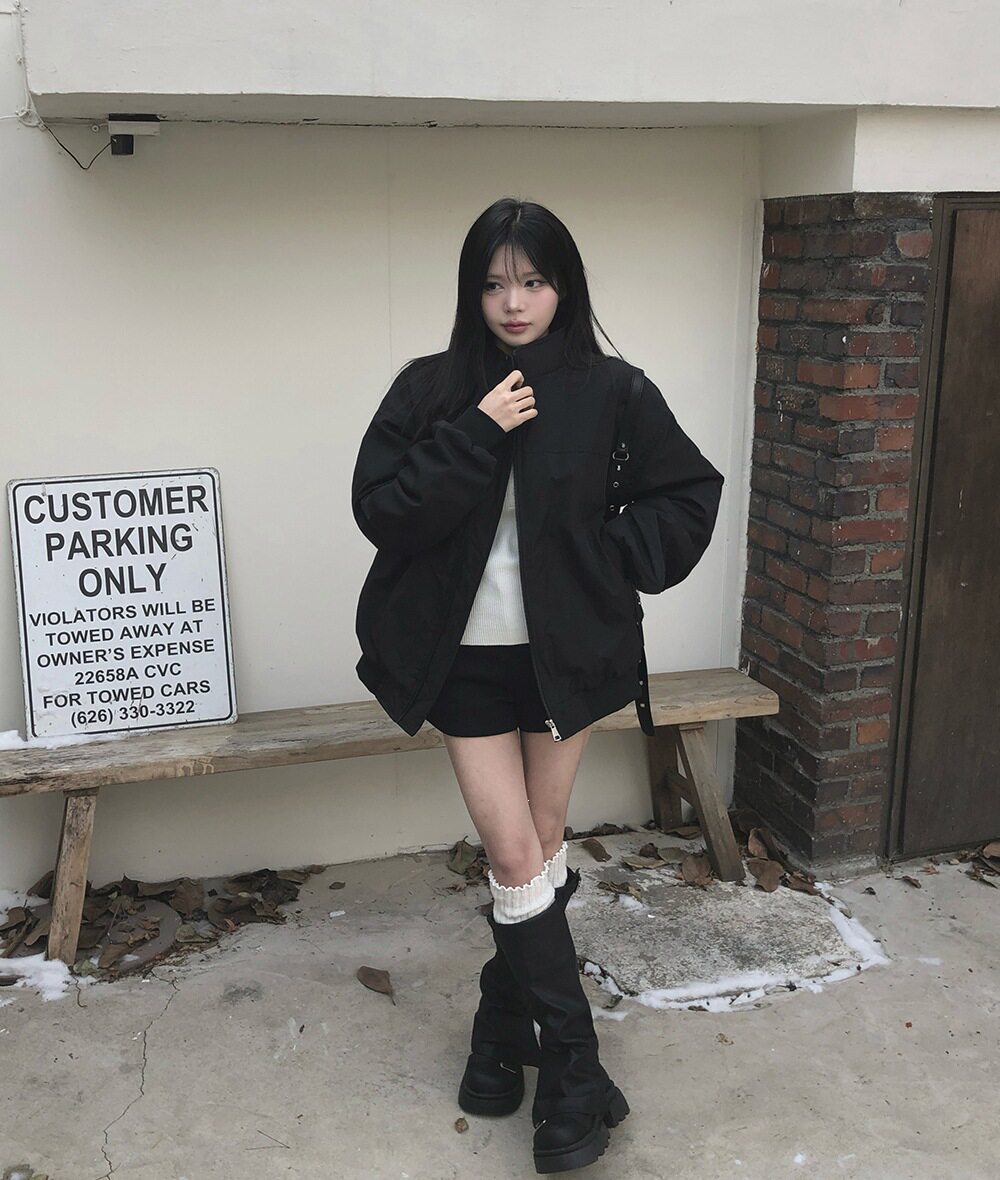 Women's Korean Style Stand-Up Collar Pilot Sleeve Pleated Cotton-Padded Jacket