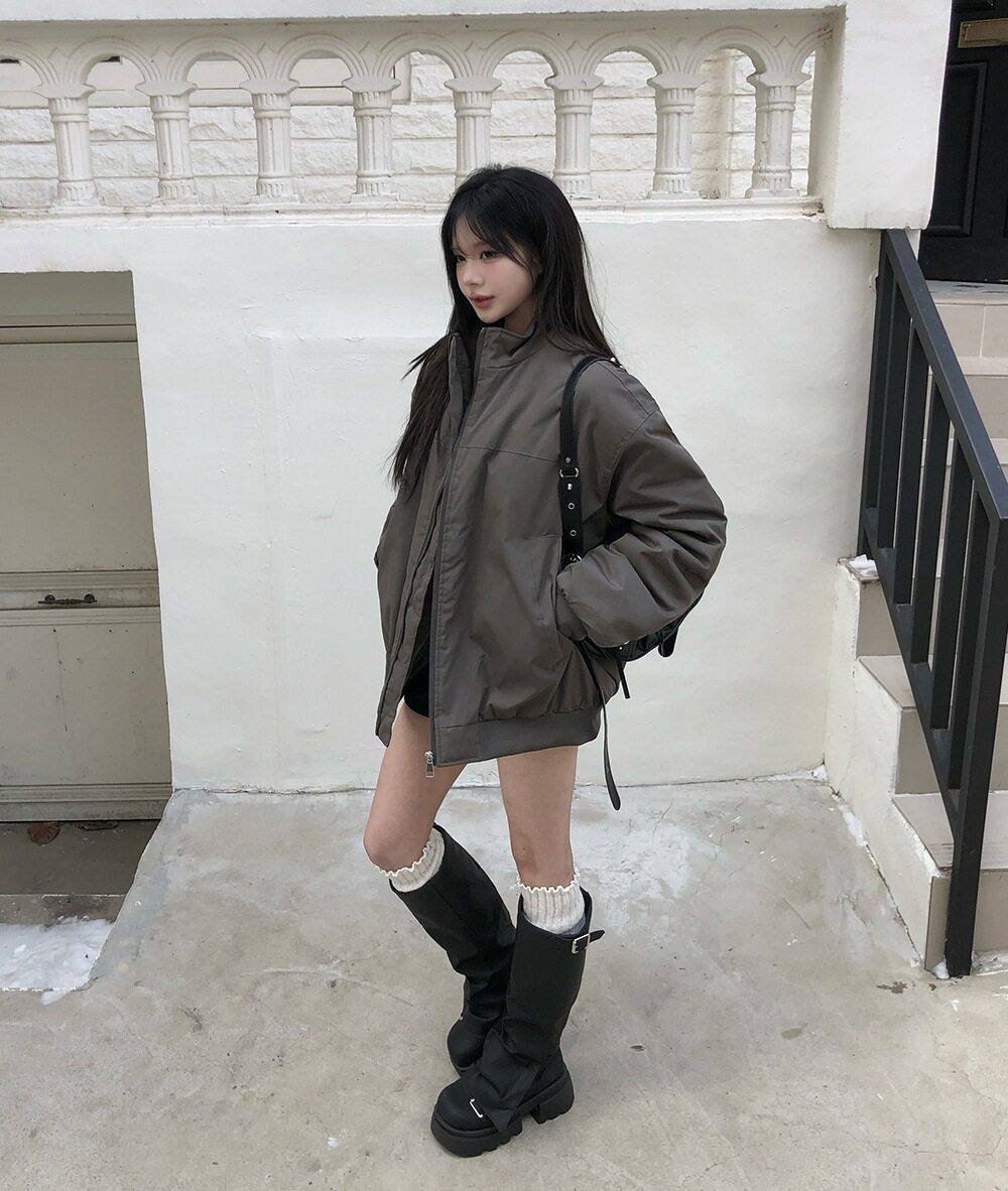Women's Korean Style Stand-Up Collar Pilot Sleeve Pleated Cotton-Padded Jacket