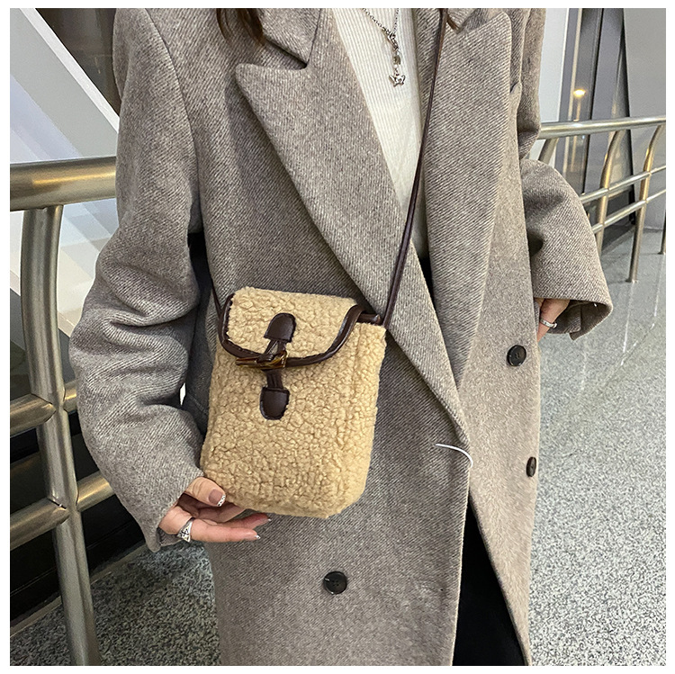 Women's Plush Lamb Wool Crossbody Bag Simple Trendy Phone Purse