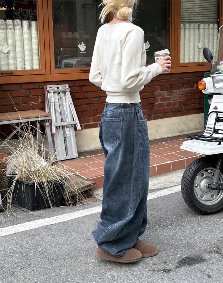 Women?s Retro Washed Wide-Leg Buttoned Hem Denim Jeans