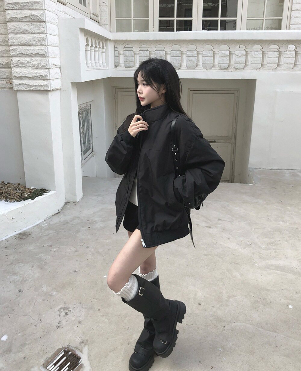 Women's Korean Style Stand-Up Collar Pilot Sleeve Pleated Cotton-Padded Jacket